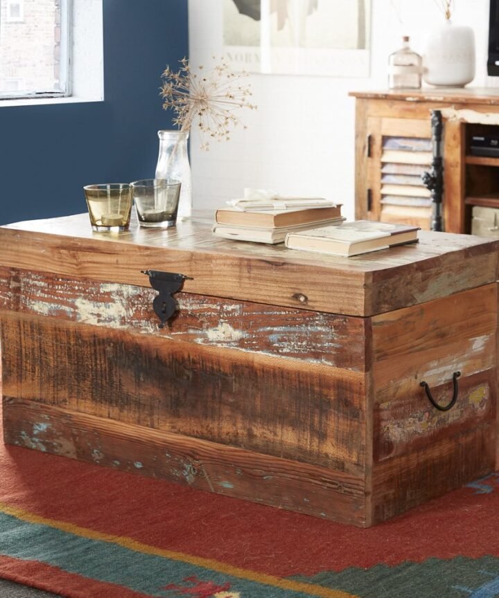 COASTAL  TRUNK BOX