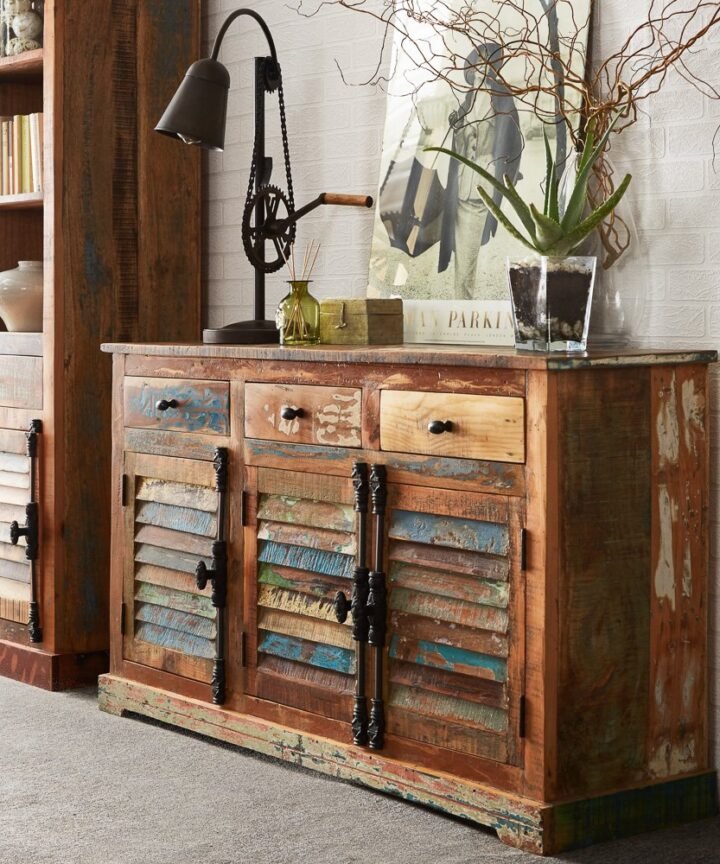 COASTAL LARGE SIDEBOARD