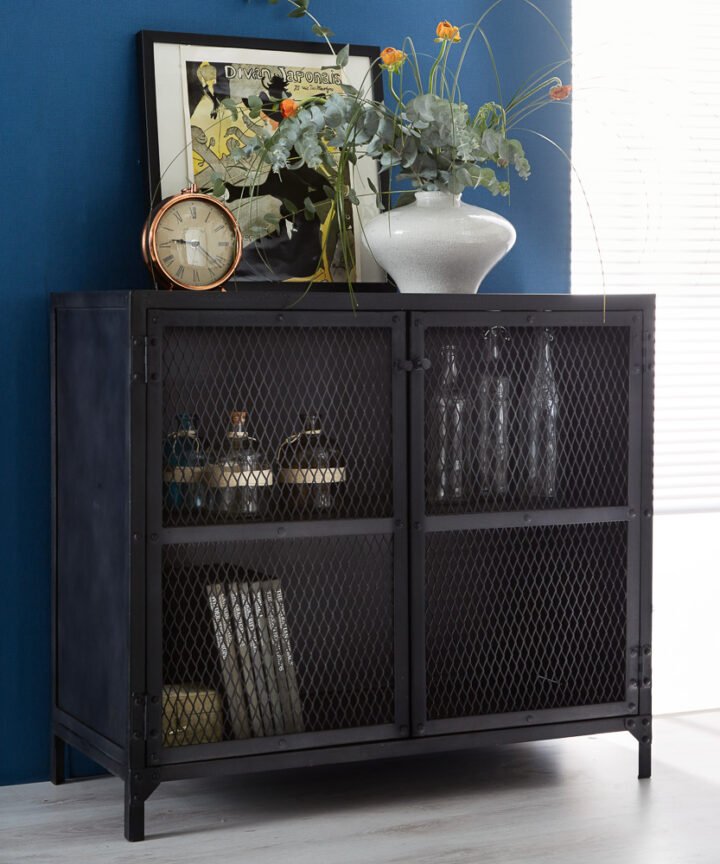 METALICA IRON SMALL SIDEBOARD