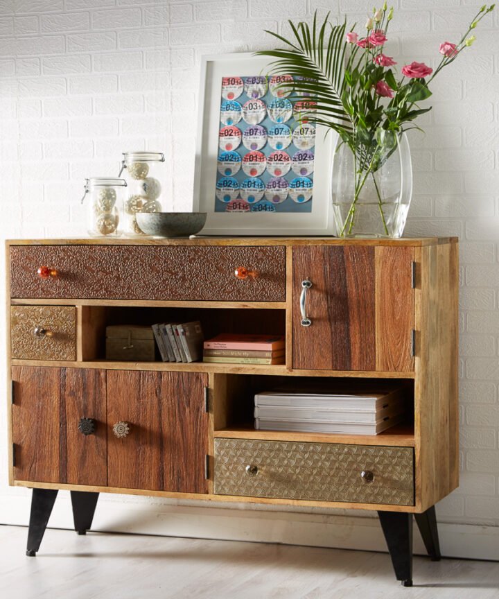 SORIO LARGE SIDEBOARD 1